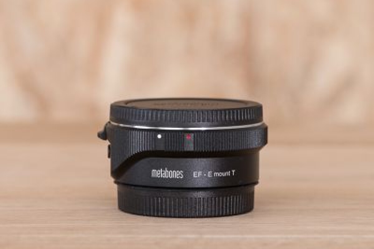 Location Metabones EF vers E-Mount V (Black Matt) - Lightyshare