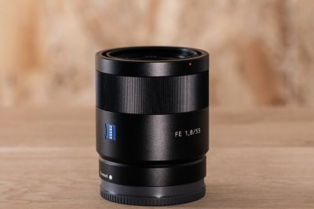 Location Sony FE 55mm f/1,8 ZA Sonnar T* - Lightyshare