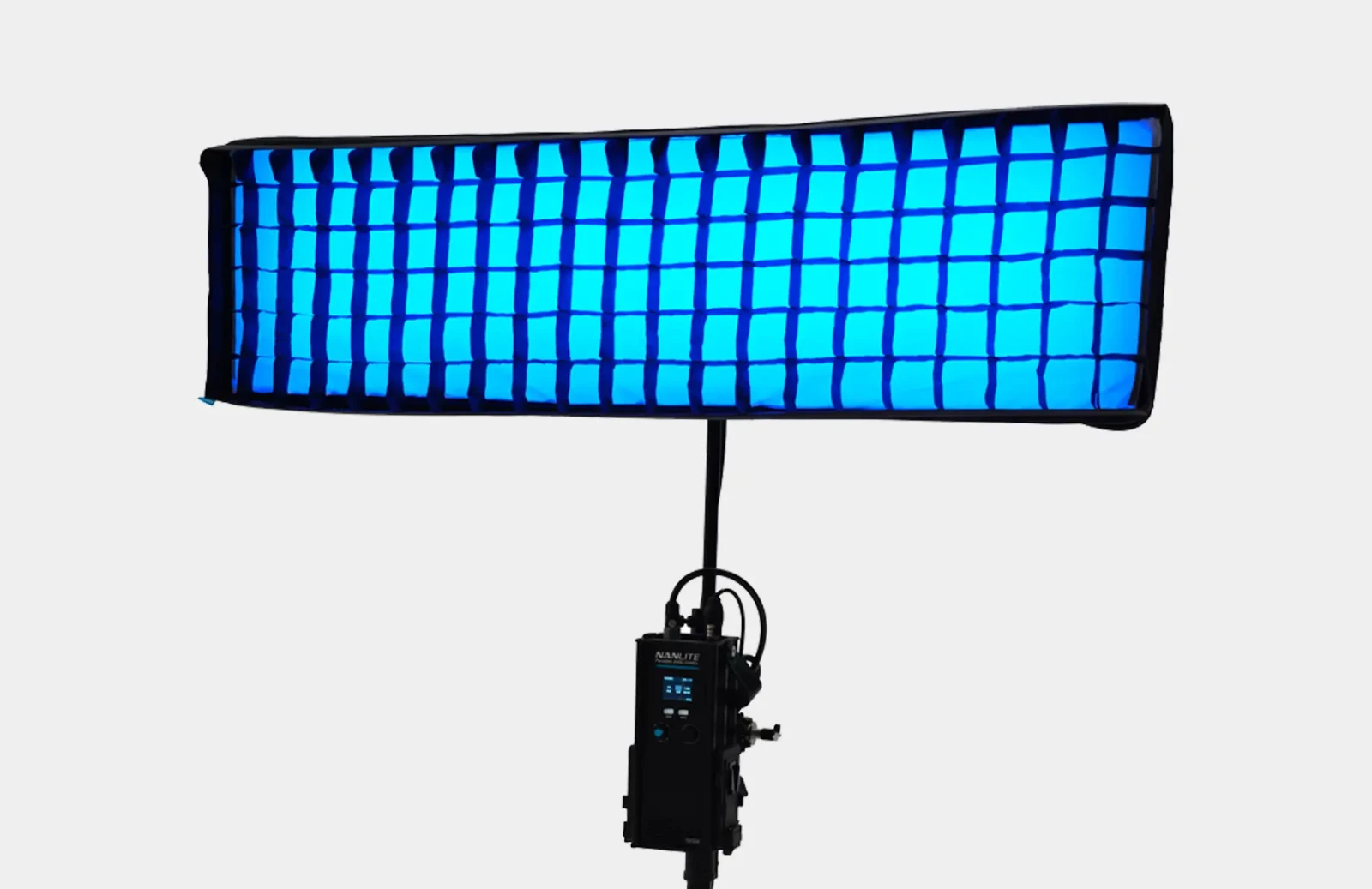 Cineroid FLEXIBLE CFL1600 RGB - Photo 1 sur 4