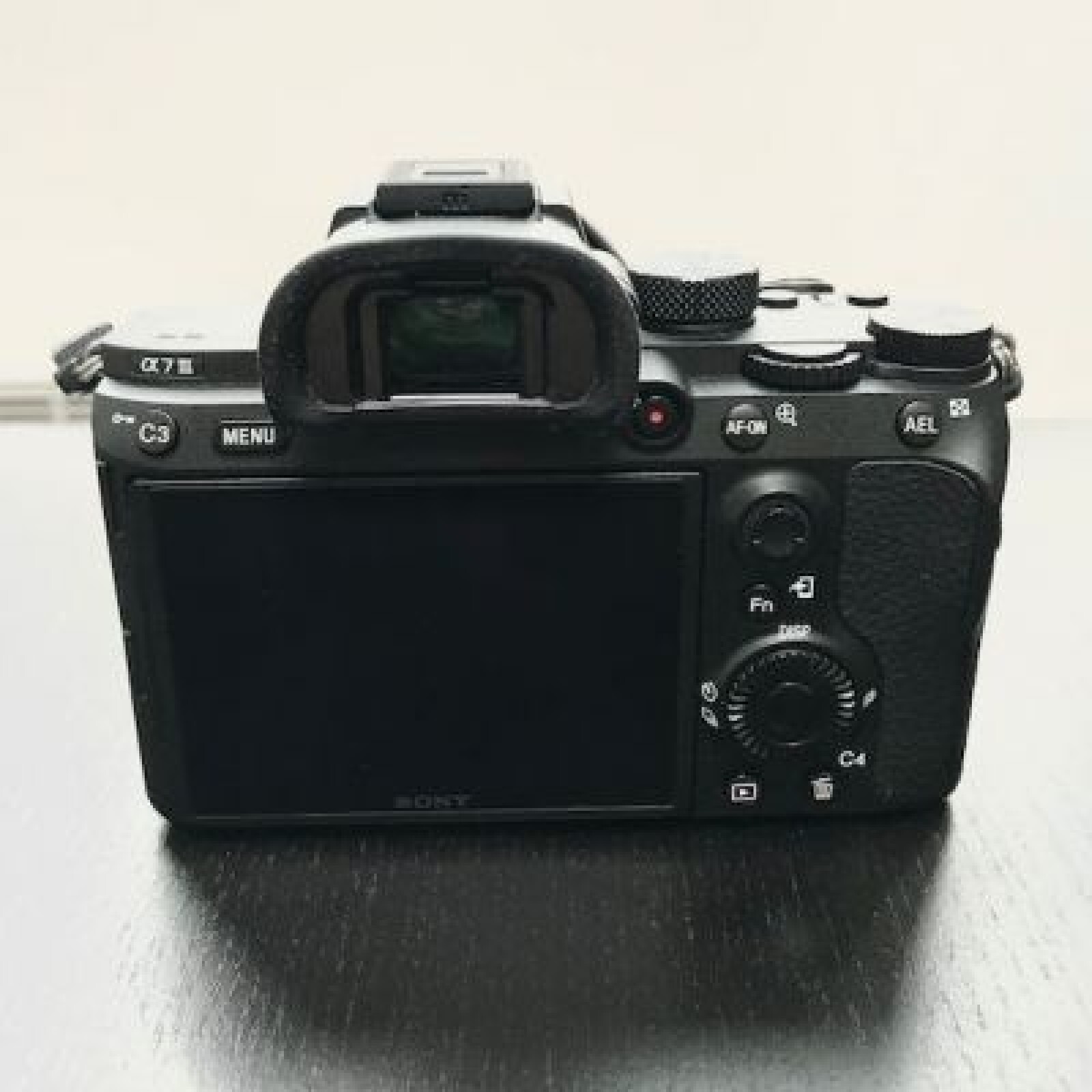 Kit Sony A7III + 28/70mm - Photo 2 sur 2