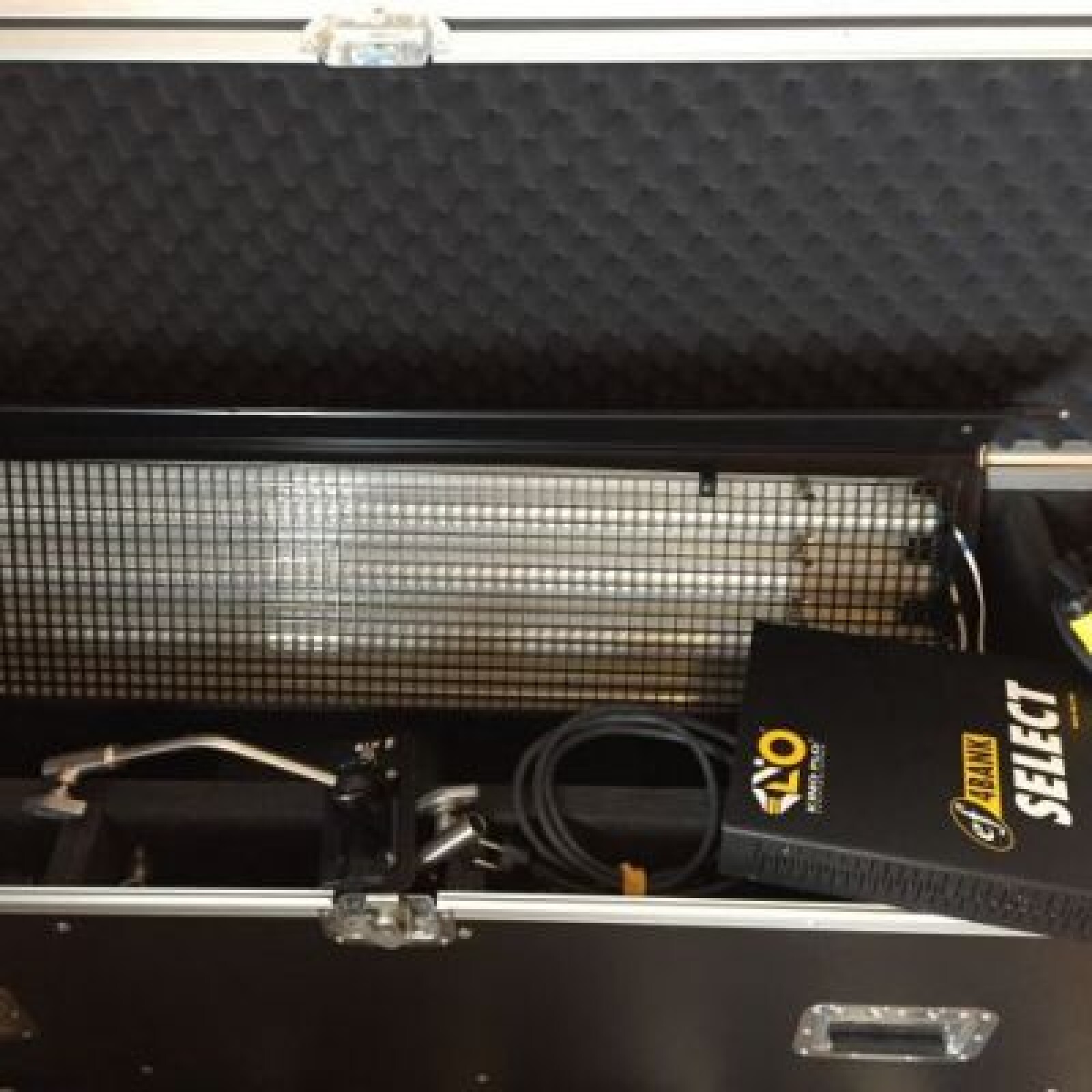 2 x KINO FLO 4 TUBES 120CM - Photo 2 sur 3