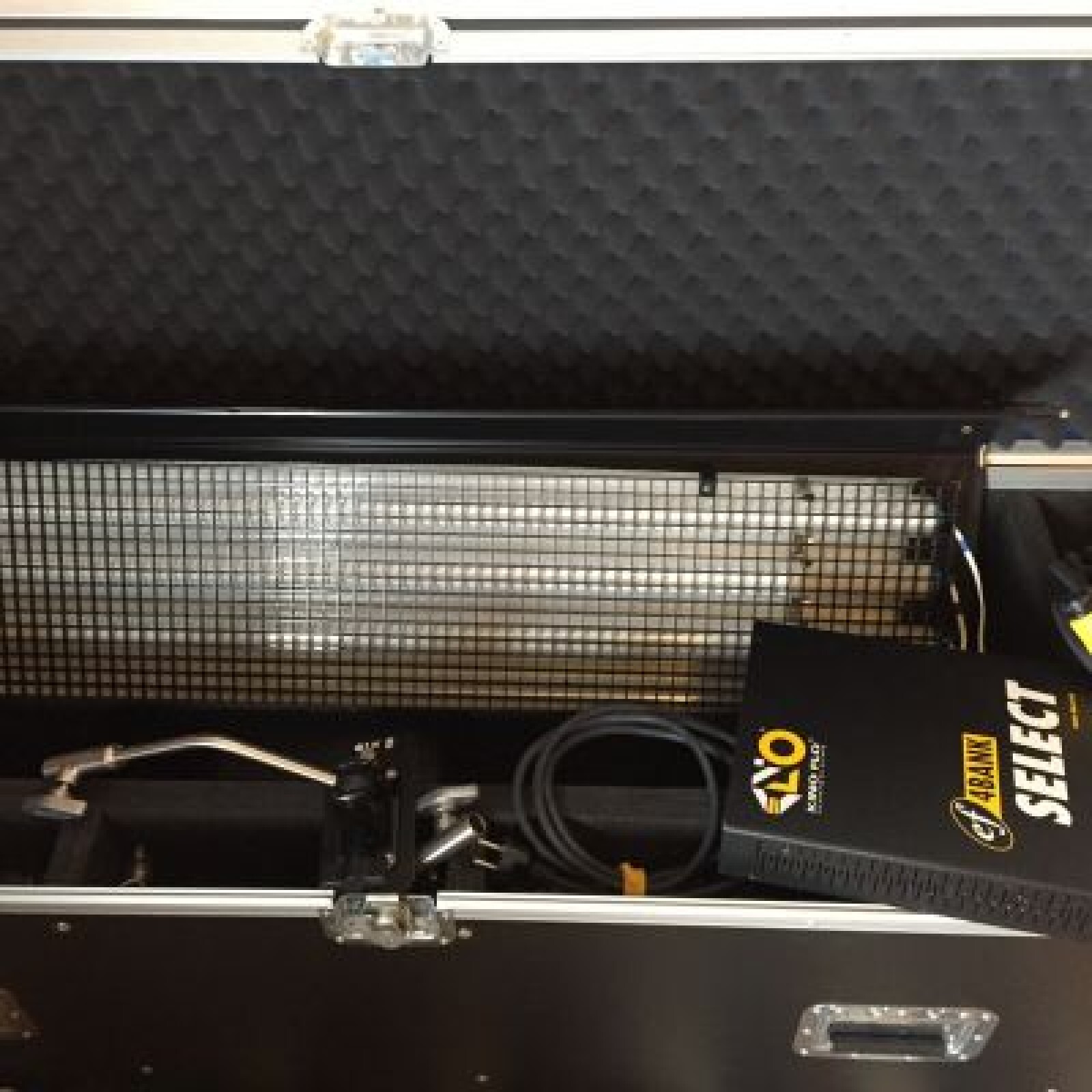 4 x KINO FLO 4 TUBES 120CM - Photo 3 sur 4