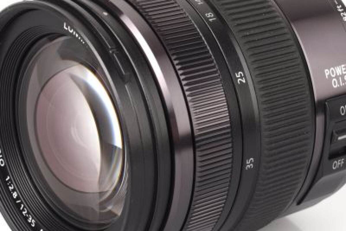 Location Panasonic 12-35 f2.8 power OIS - Lightyshare