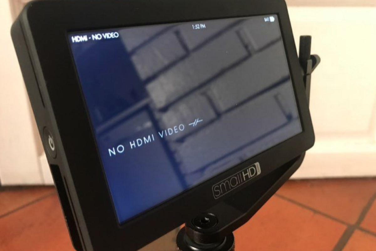 Location smallHD focus 5"- sony bundle - Lightyshare