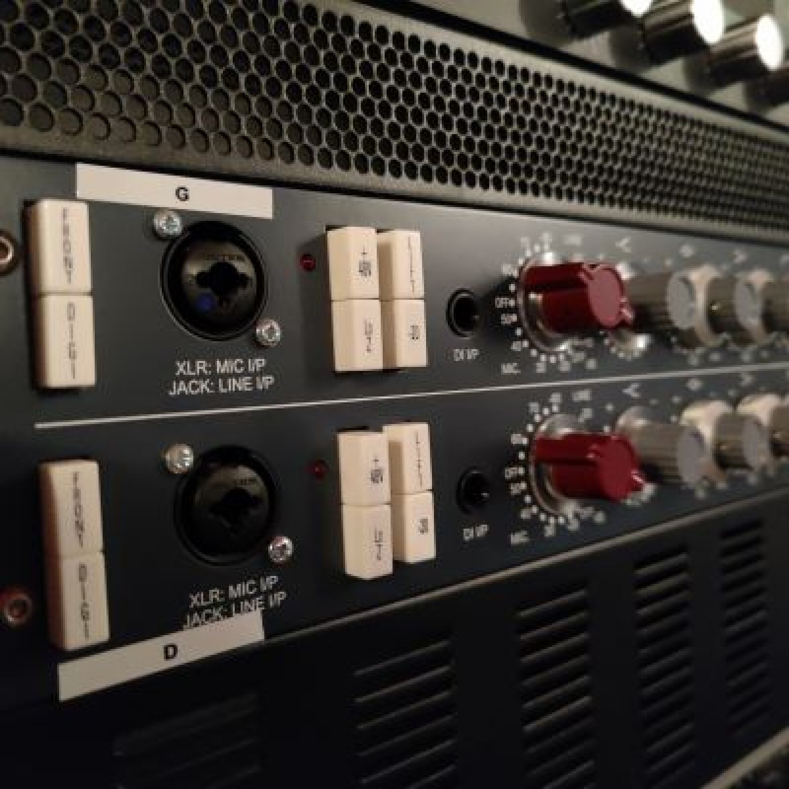 Préampli et EQ Neve 1073 DPX - Photo 4 sur 4