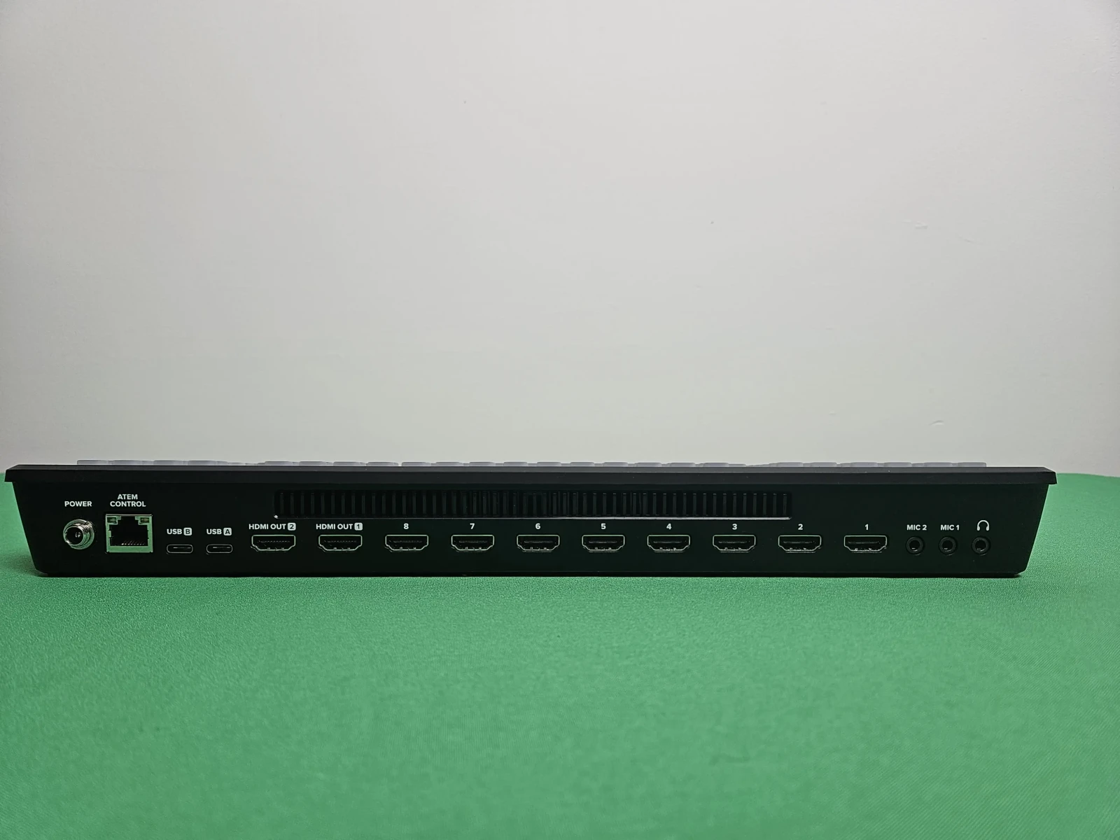 Blackmagic Design ATEM Mini Extreme ISO - Photo 3 sur 4