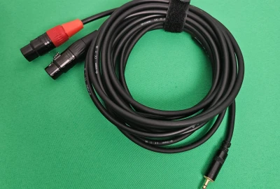 Location ZOOM LiveTrack L-8