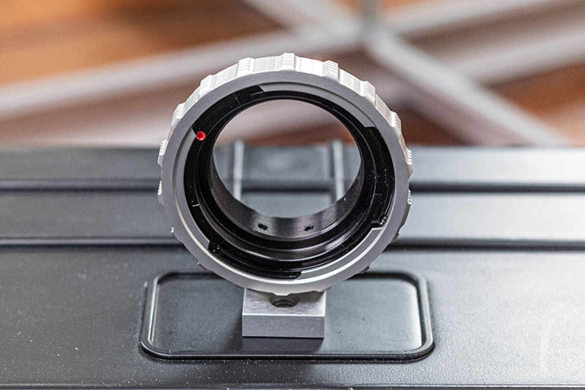Location Adapter Mamiya 645 to Canon EF avec positive ‘lock mechanism’ - Lightyshare