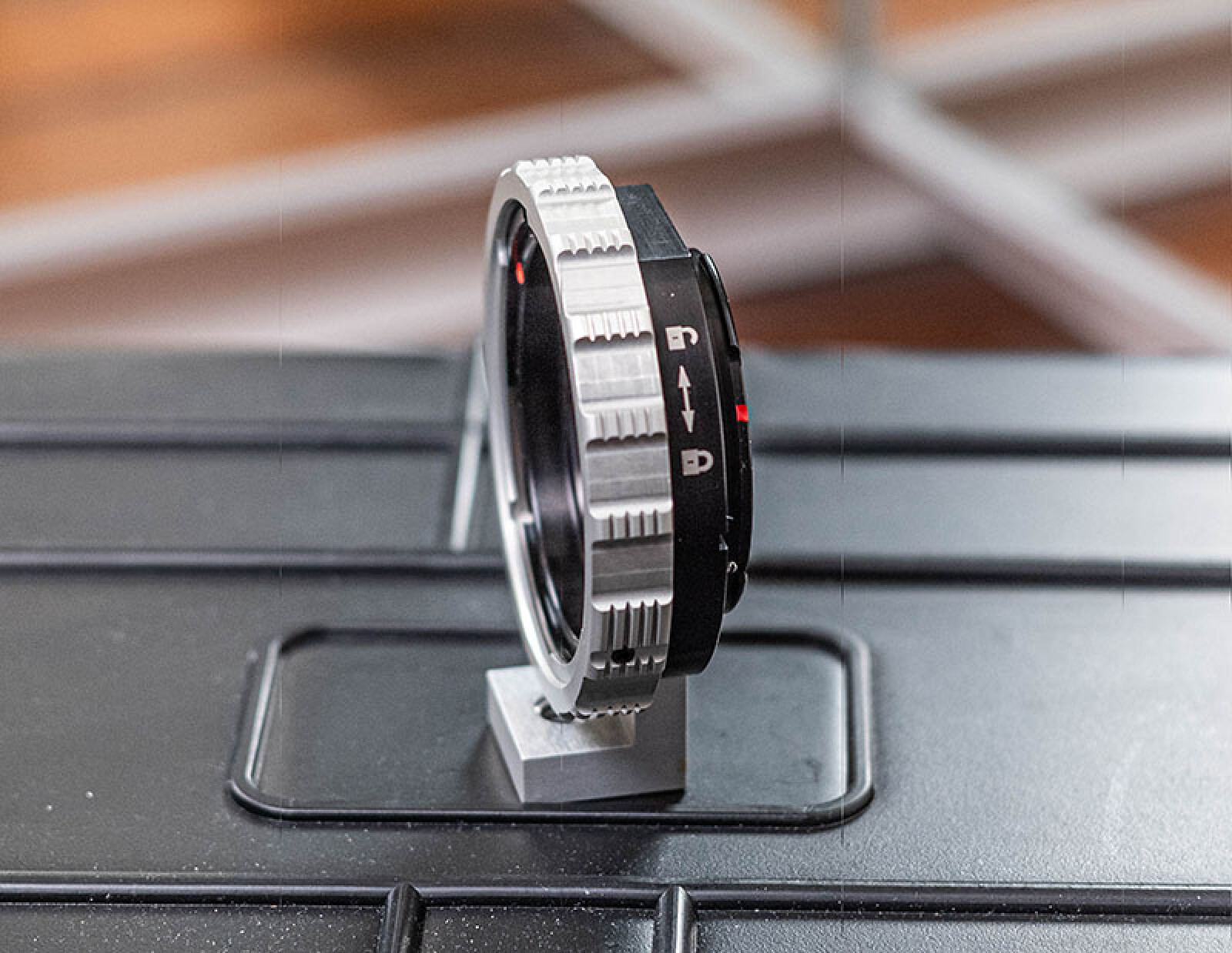 Adapter Mamiya 645 to Canon EF avec positive ‘lock mechanism’ - Photo 2 sur 3