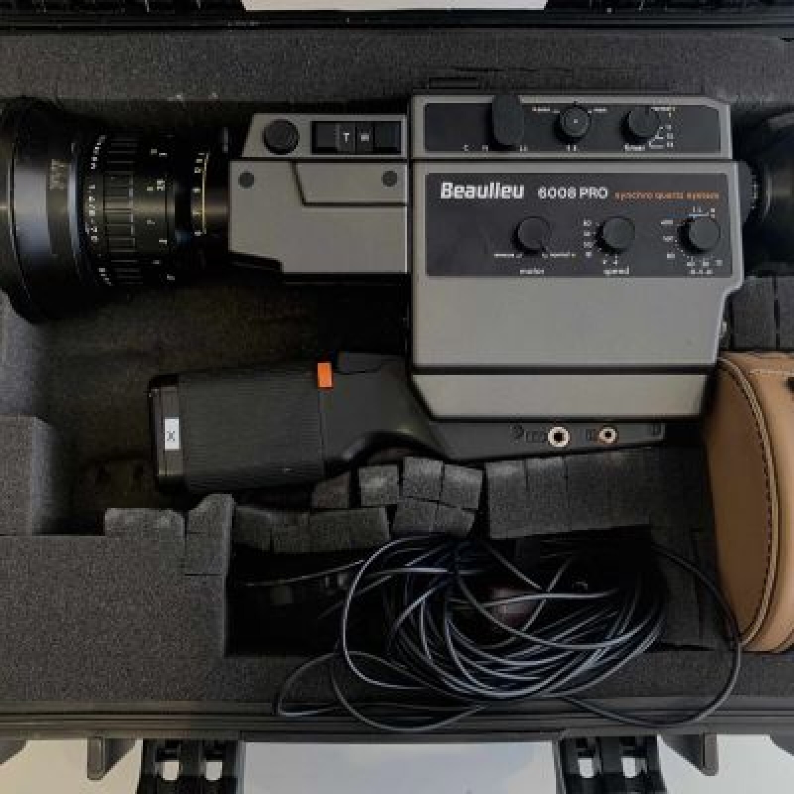Caméra Super 8 Beaulieu 6008 Pro à louer - Photo 2 sur 5