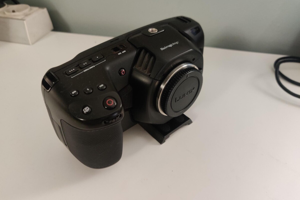 Location Blackmagic Design Pocket Cinema Camera 4K - Lightyshare