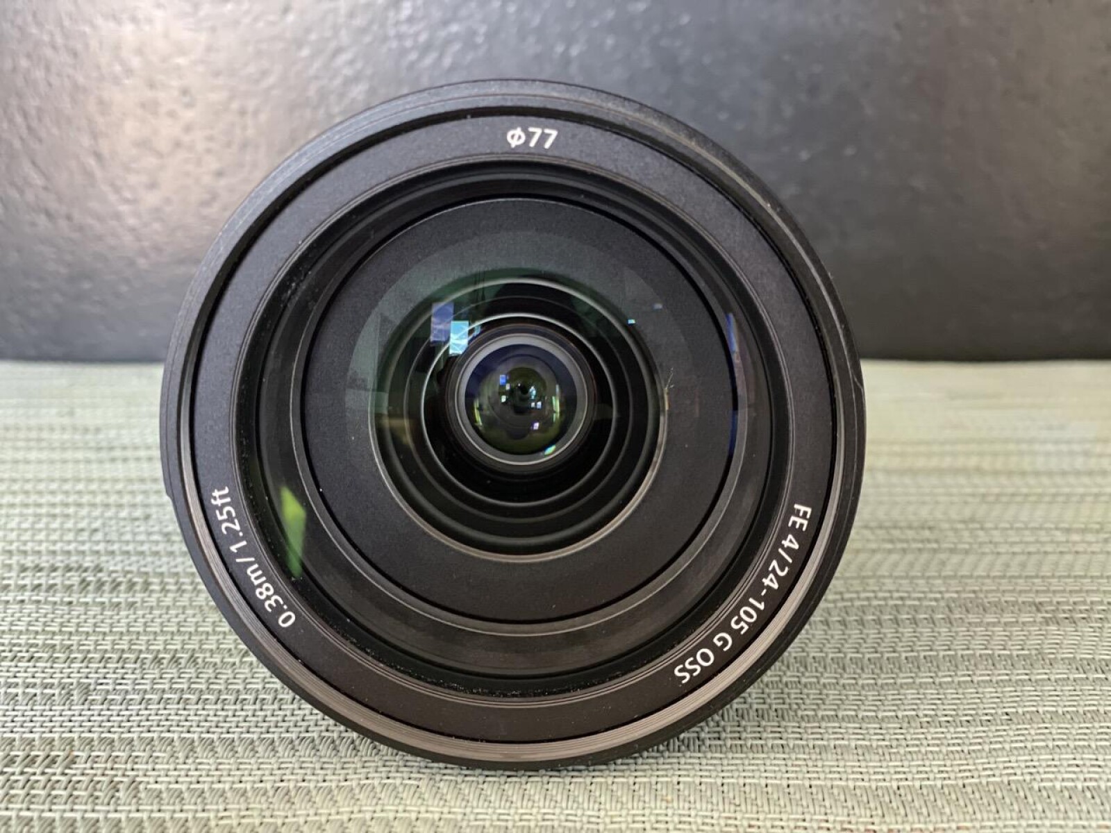 Objectif zoom FE 24-105 mm f/4 G OSS - Sony - Photo 2 sur 3