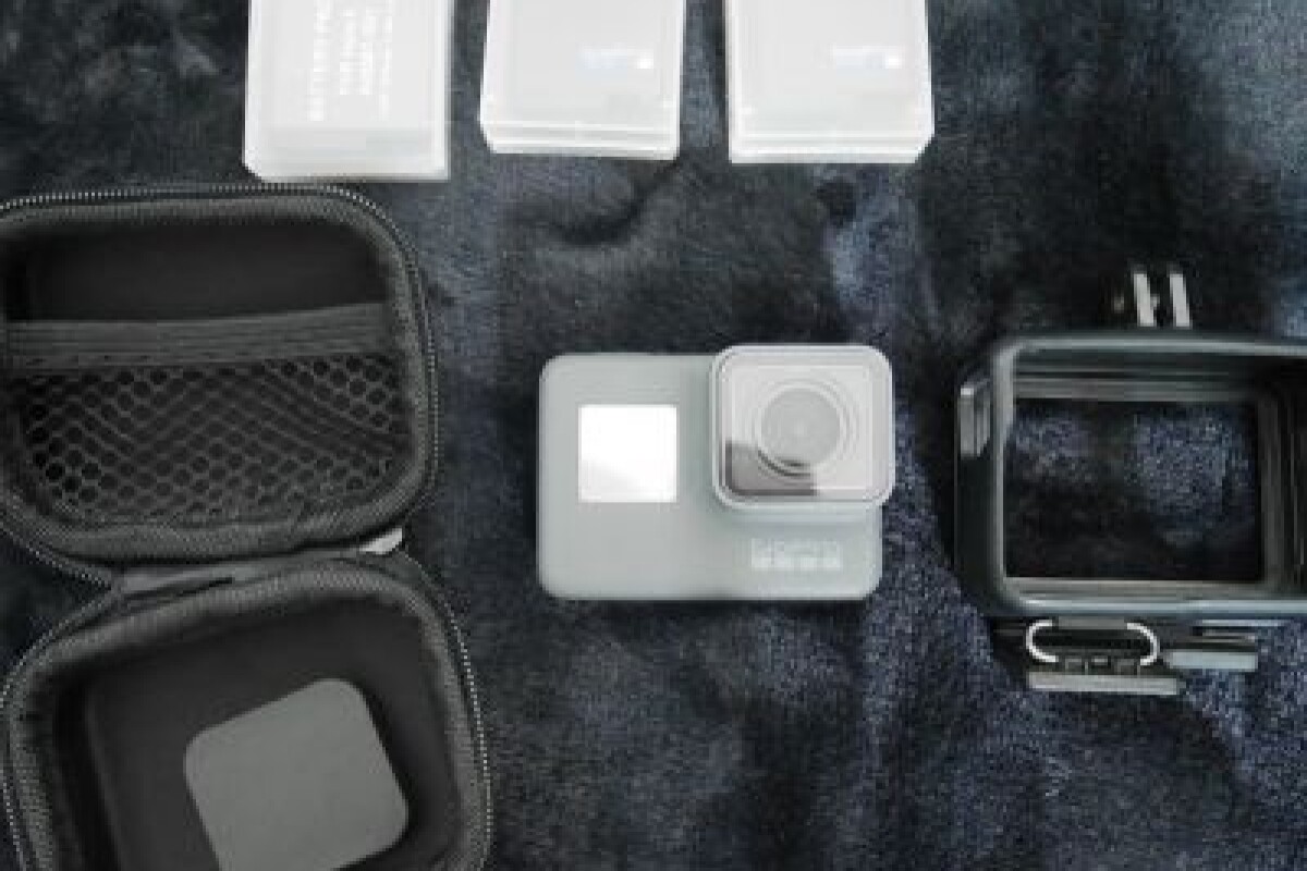 Location Go pro Héro 5 + nombreux accessoires - Lightyshare