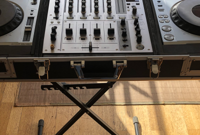 Location Pack Set Pioneer CDJ850 DJM 700 avec Flycase