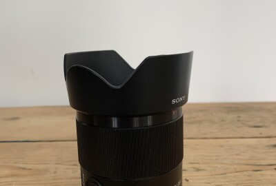 Location Kit Sony A7IV + Sony 55 mm f/1.8 + Sony 35 mm f/1.8 + Mémoire