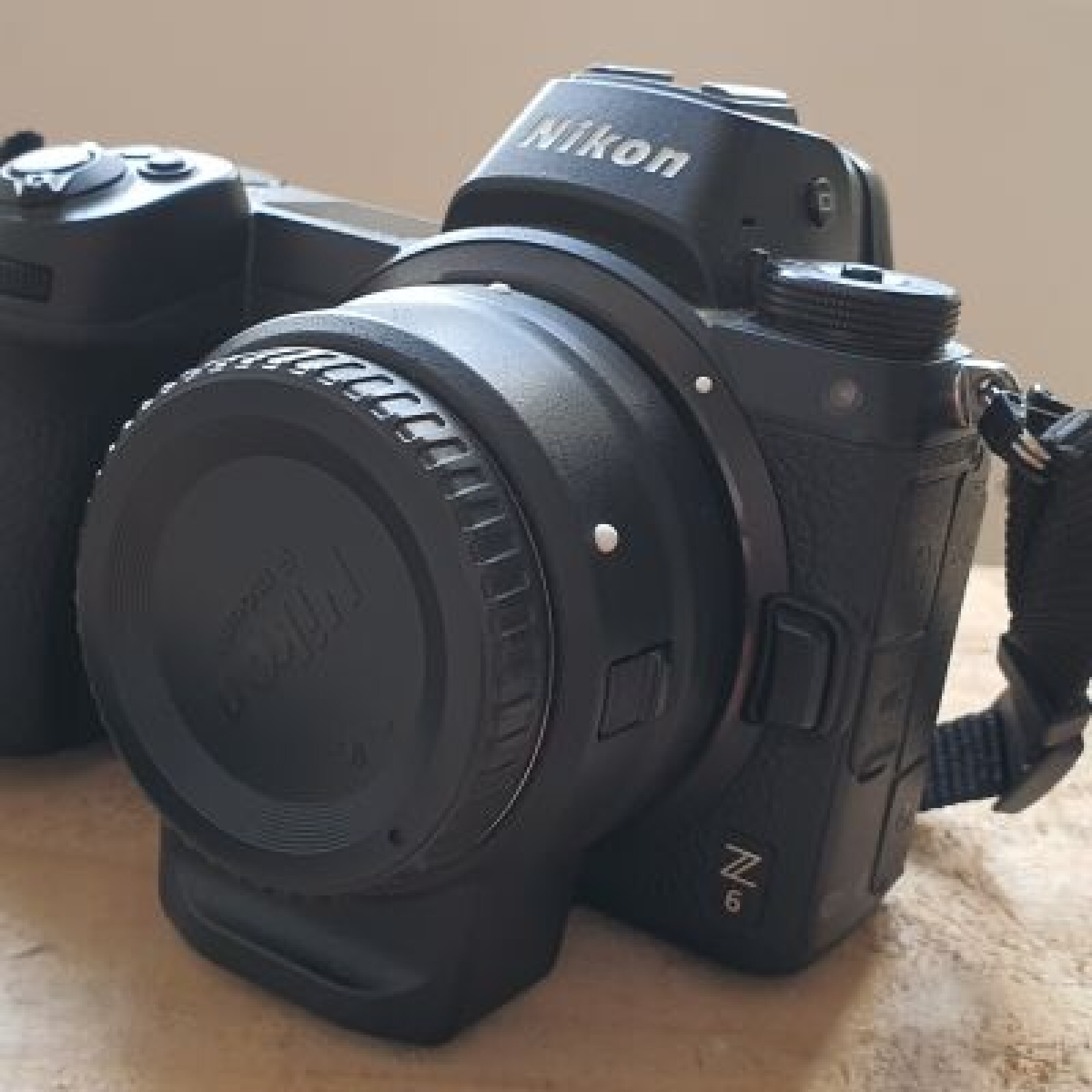 Nikon Z6 Boitier Nu + Bague FTZ - Photo 1 sur 4