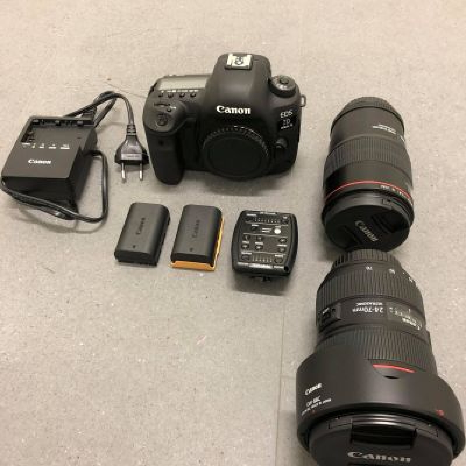 CANON 5D MARK IV + Objectifs + AIR REMOTE - Photo 2 sur 2