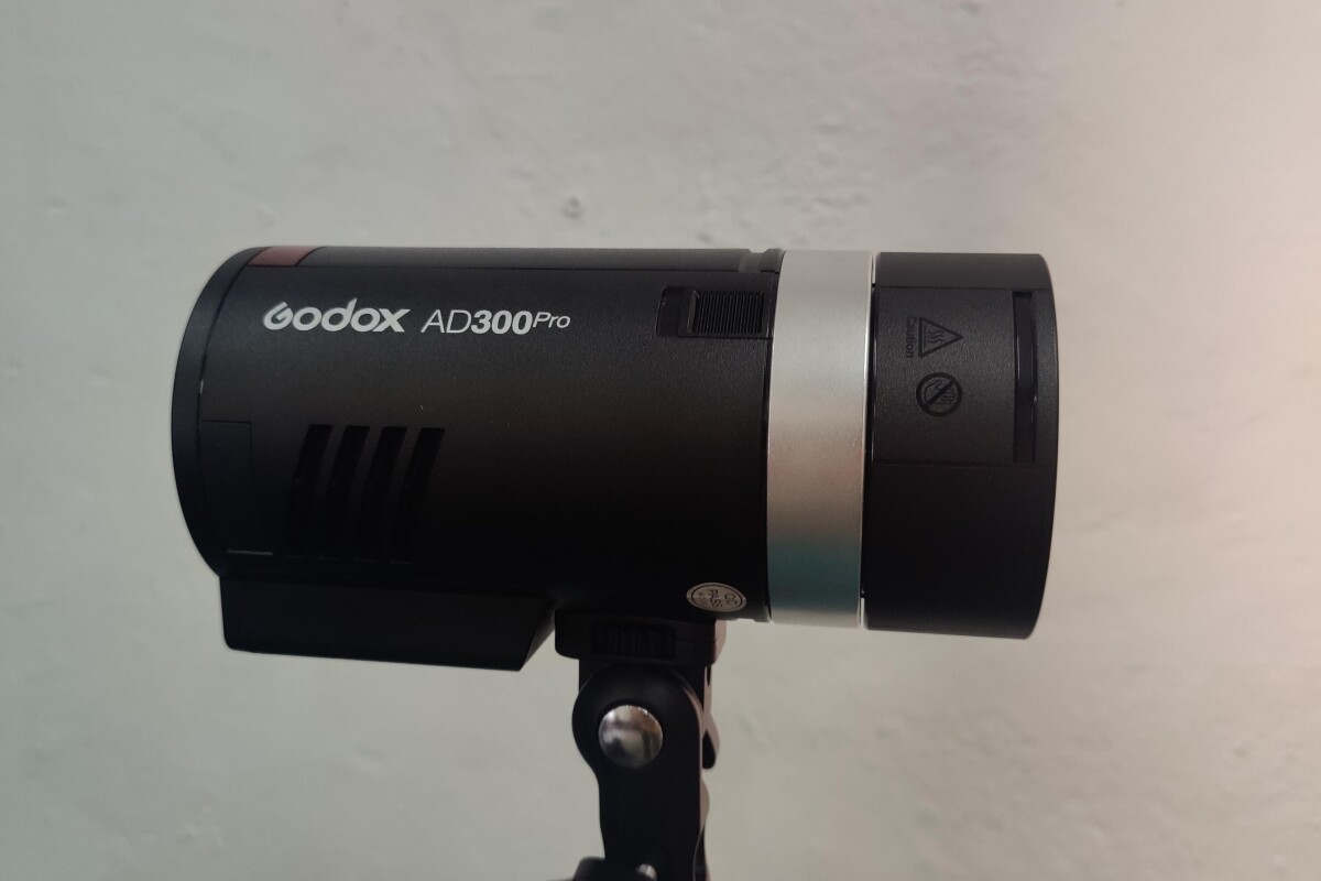Location Flash Godox AD300 Pro - Lightyshare