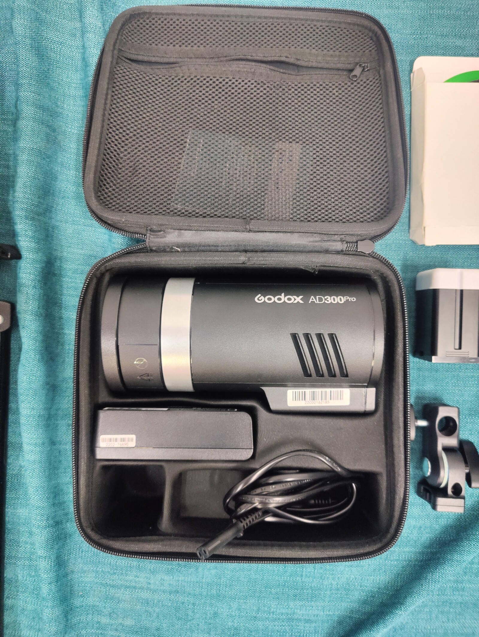 Flash Godox AD300 Pro - Photo 4 sur 4