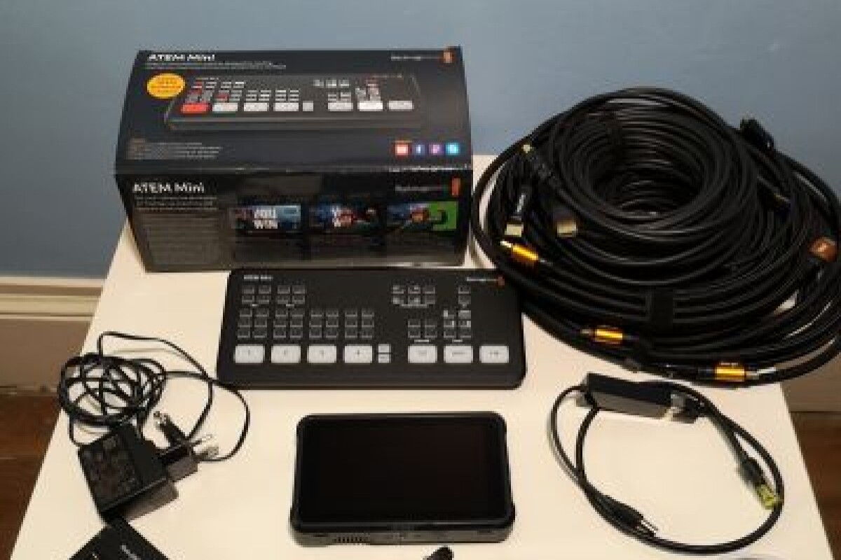 Location Pack régie Atem mini + cables HDMI + moniteur - Lightyshare