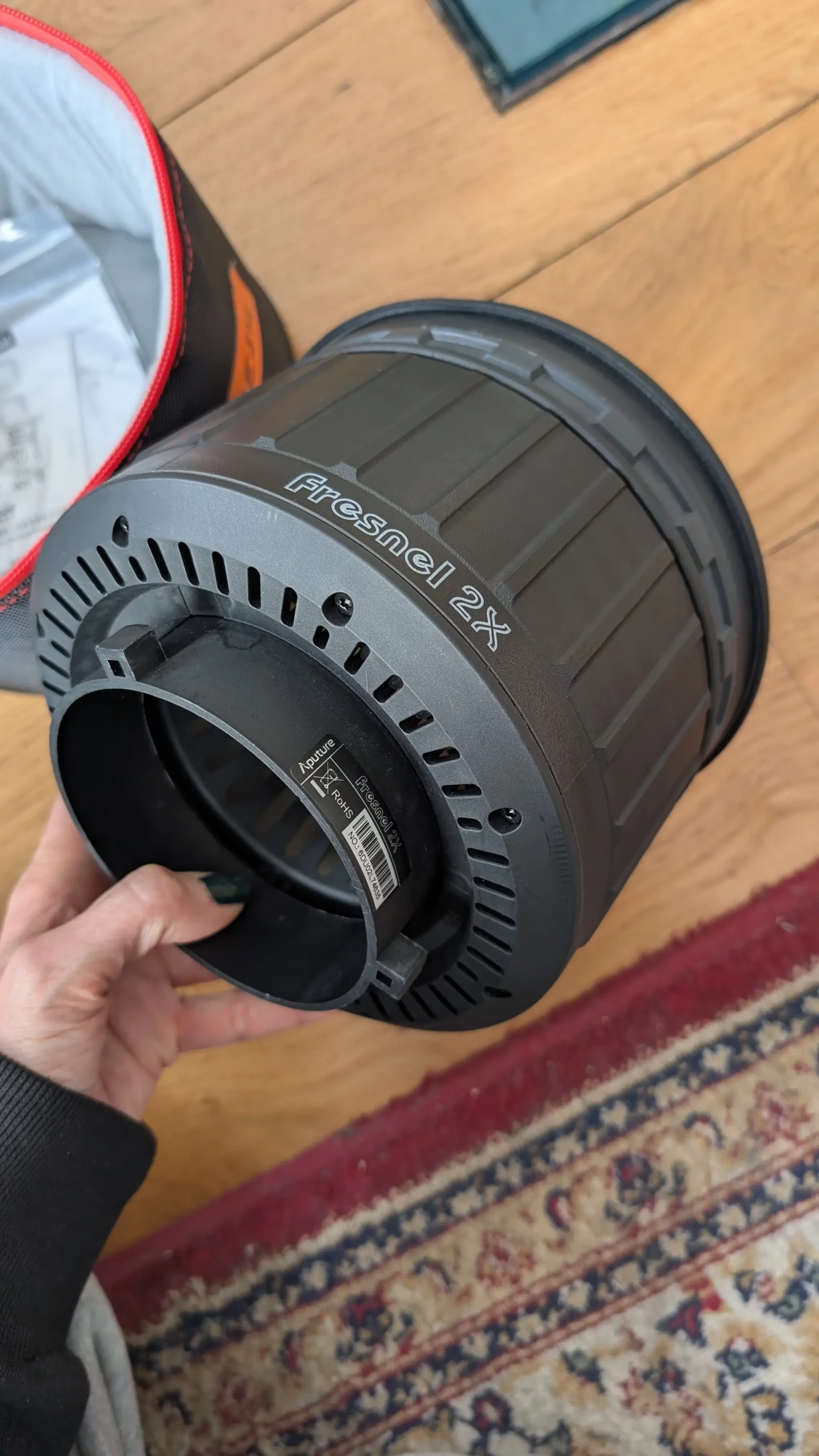 Aputure Fresnel 2X - Photo 1 sur 4