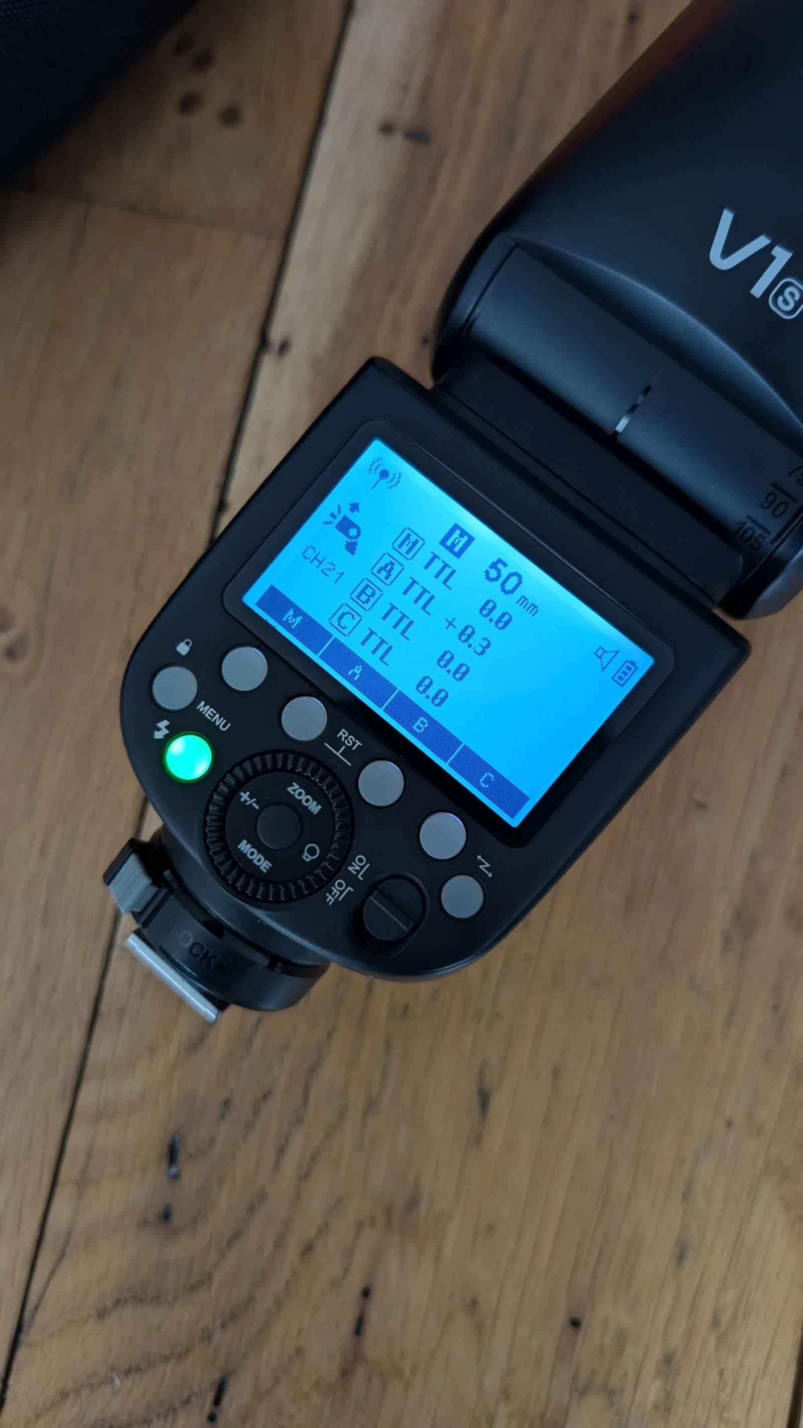 Godox V1 - Photo 1 sur 5