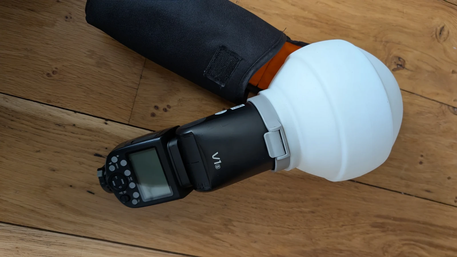 Godox V1 - Photo 3 sur 5