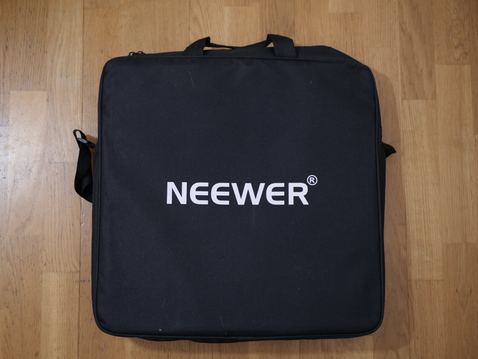 Neewer Ring Light 55W Led + Trépied  - Photo 4 sur 4