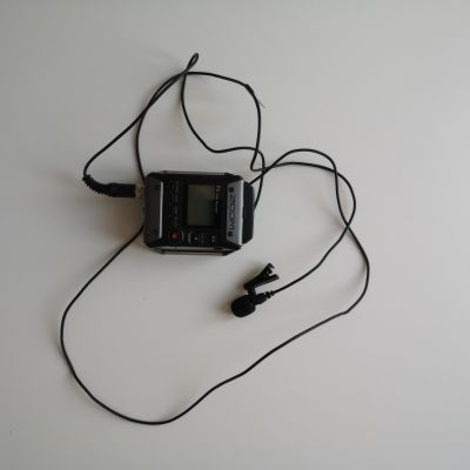 Micro cravate, enregistreur ZOOM F1 - Photo 1 sur 5