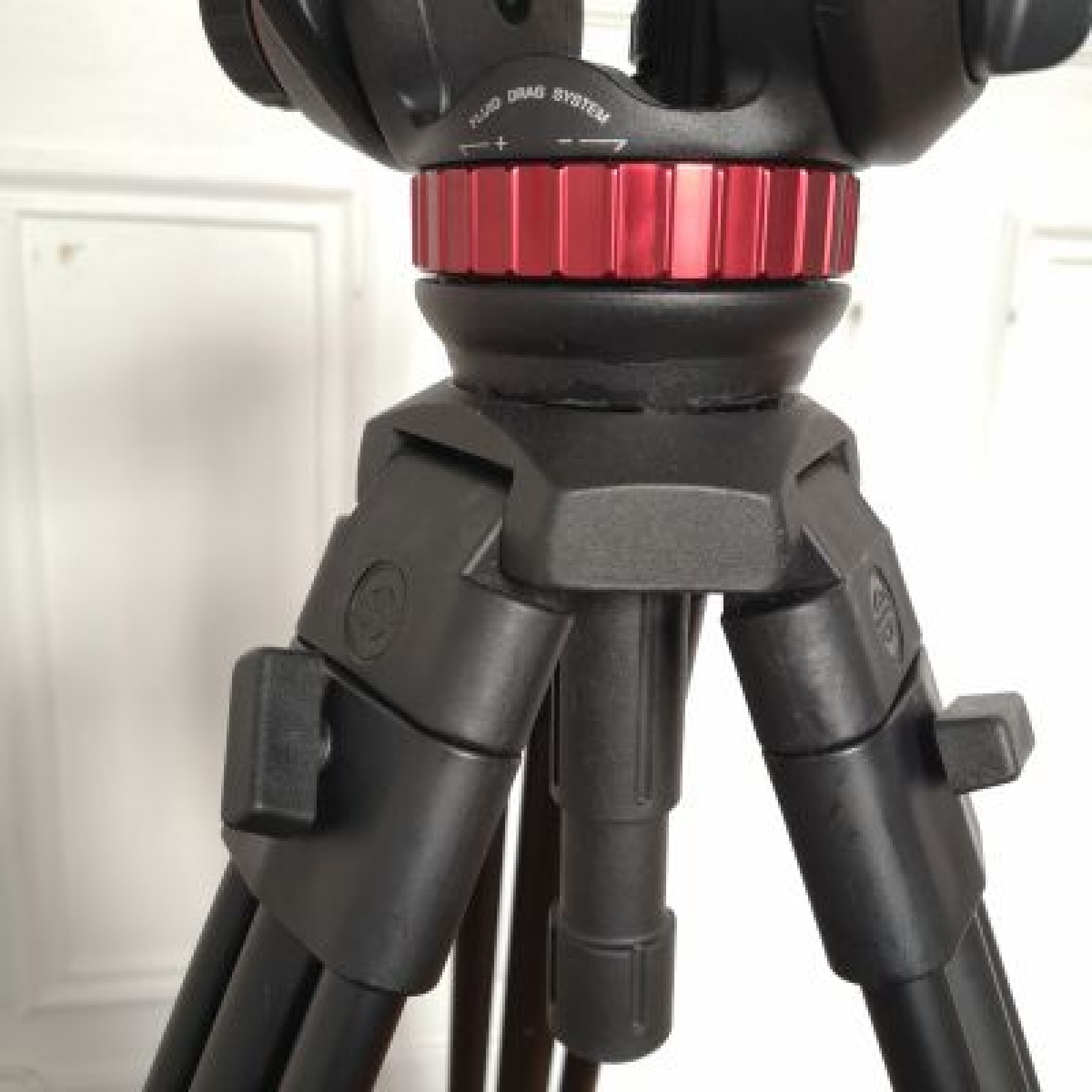 Trépied sattler + tête manfrotto MVH502A - Photo 4 sur 5