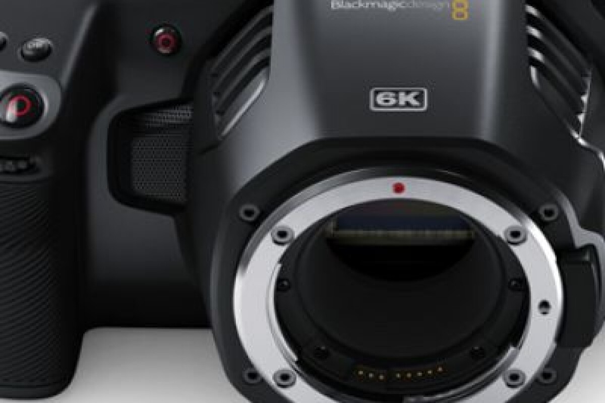 Location Blackmagic Pocket 6K  + batteries NP-F - Lightyshare