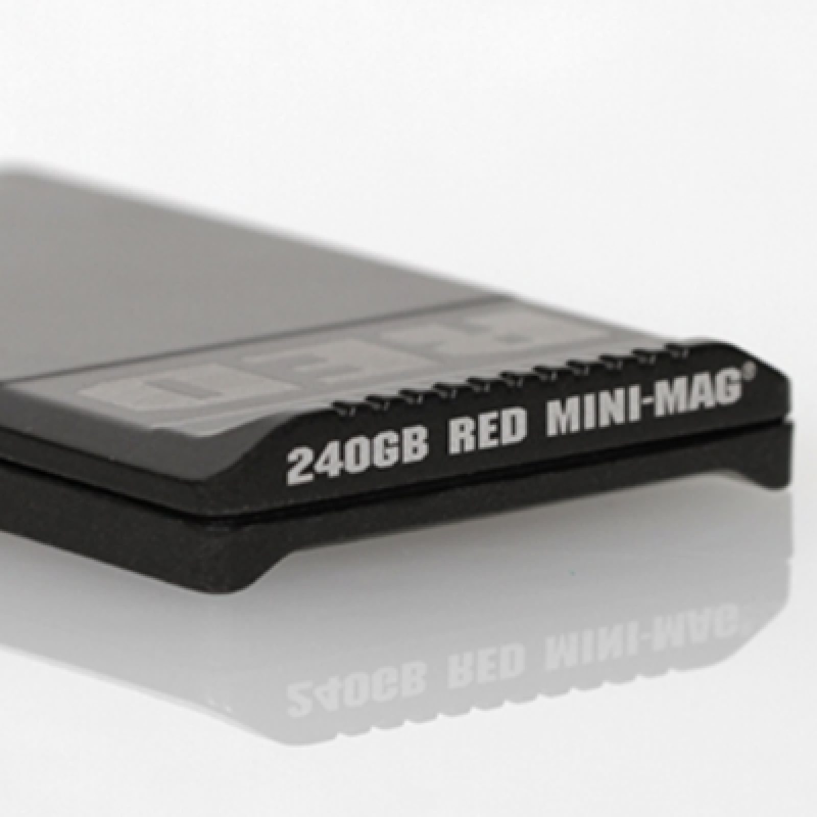 RED Mini Mag DSMC2 carte mémoire de 240 Go - Photo 1 sur 1