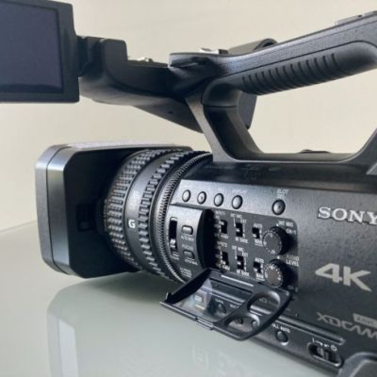 Camescope Sony PXW-Z150 - Photo 2 sur 5