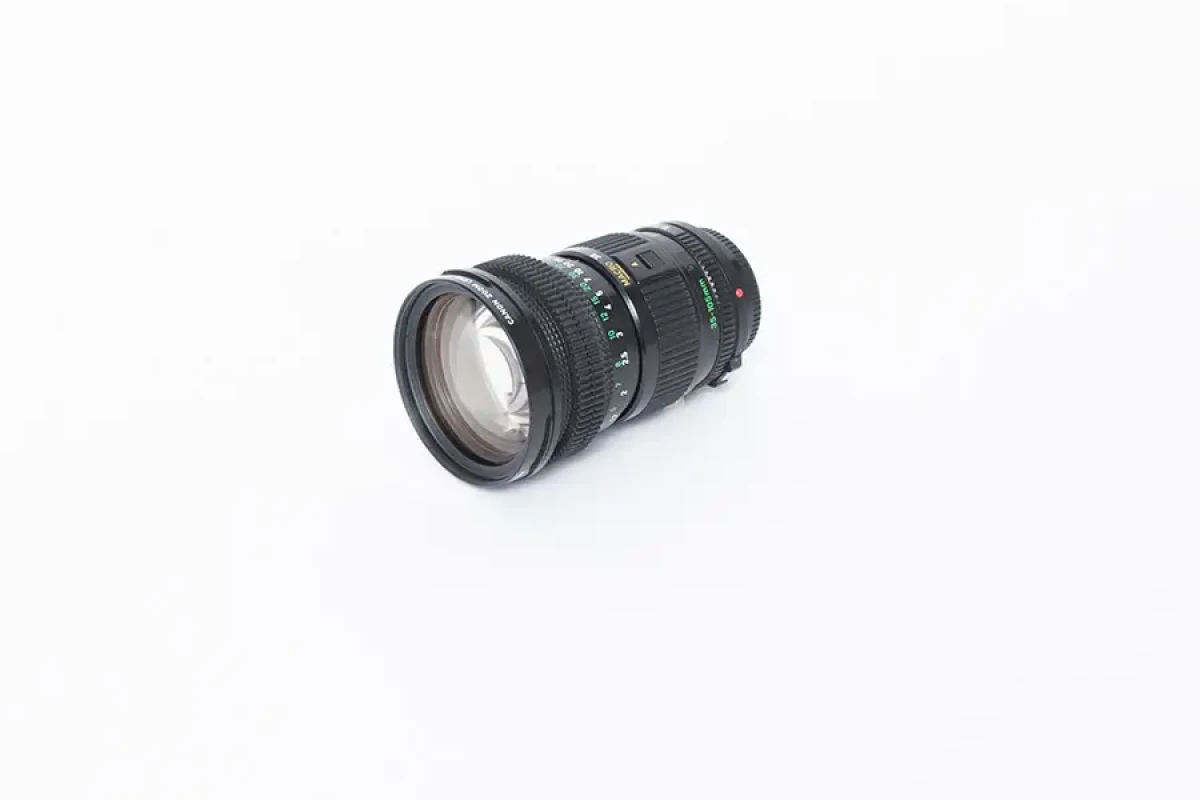 Location Canon FD Zoom 35-105mm f/3.5 - Lightyshare