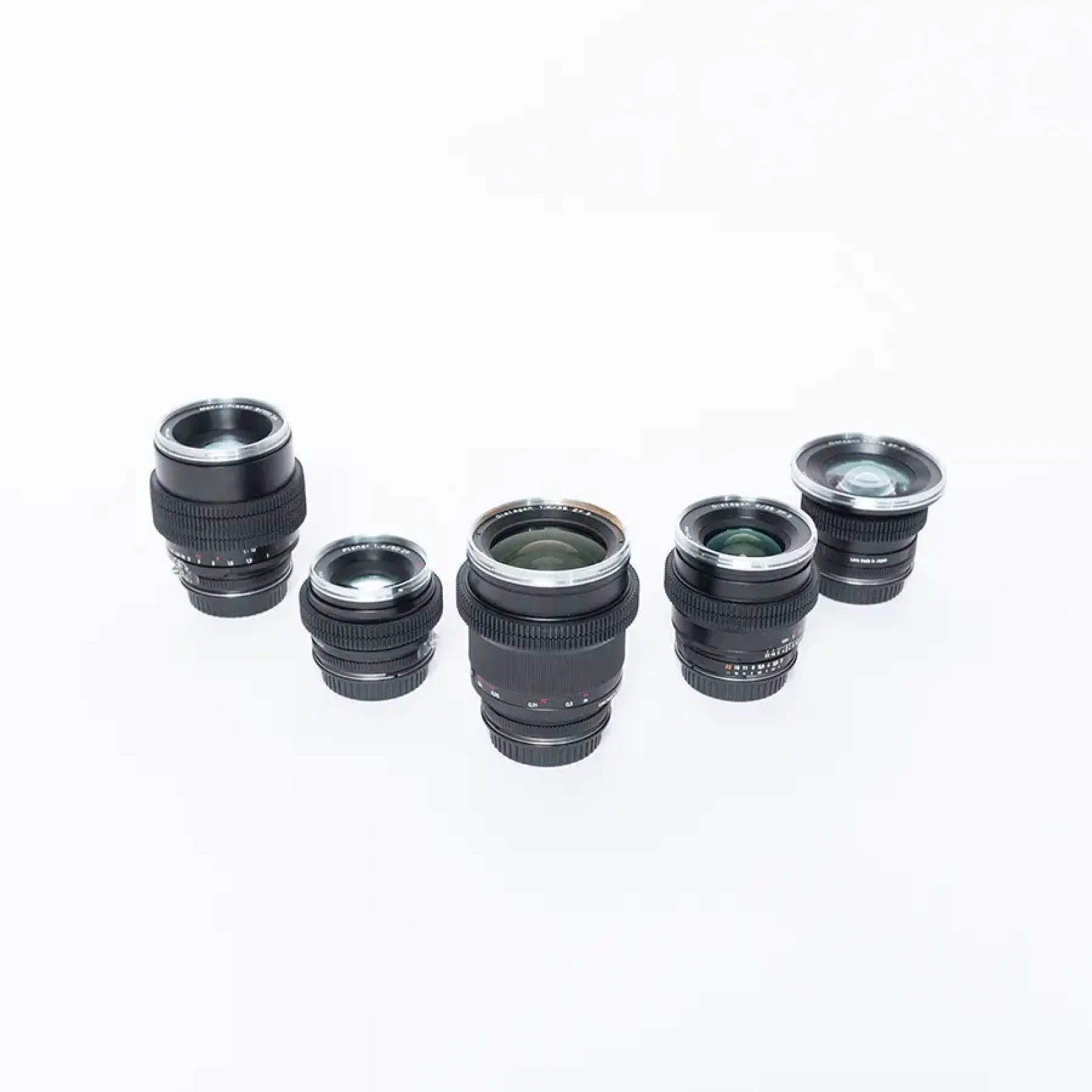 Série Zeiss ZF / ZF2 - 5 objectifs (EF ou F mount) - Photo 1 sur 3