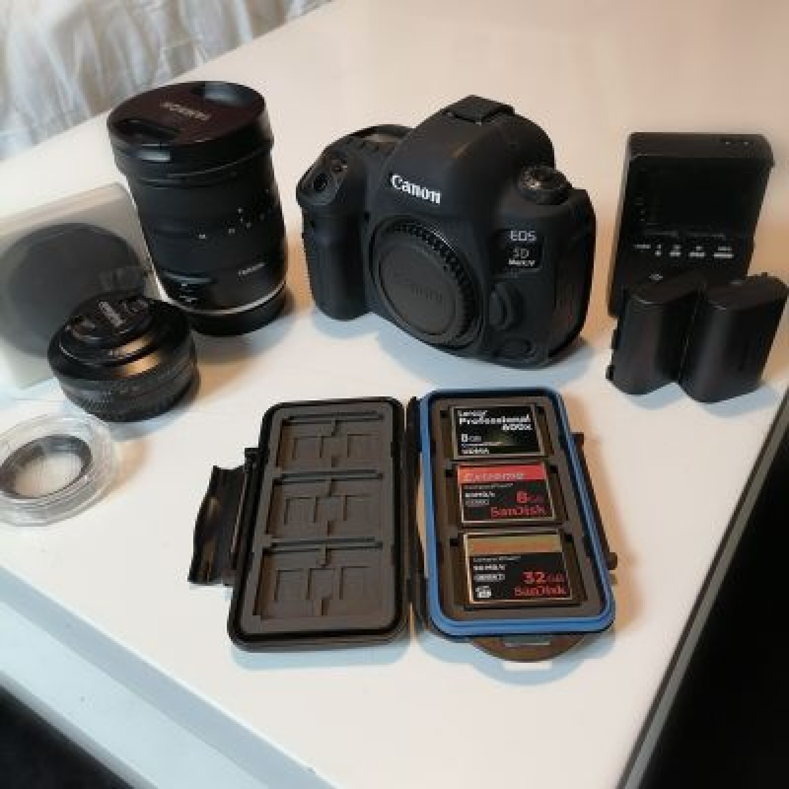 Kit Canon 5D Mark IV. - Photo 1 sur 2