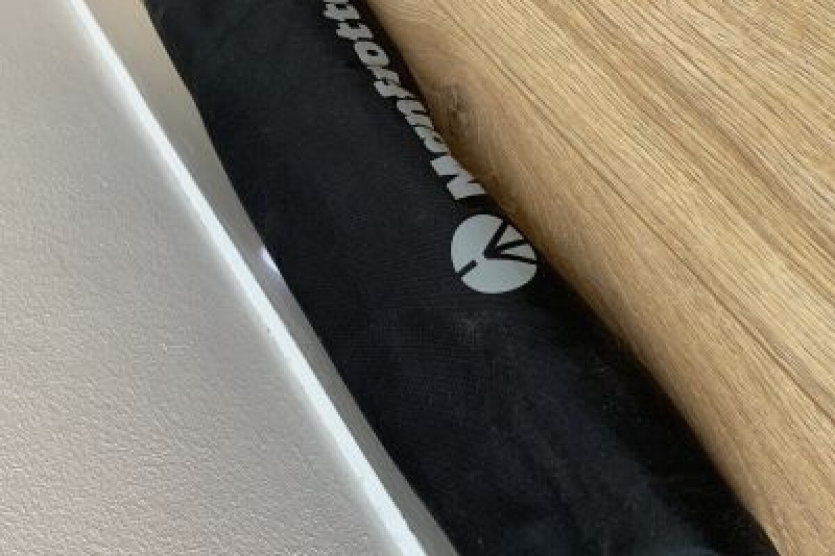 Location Trépied Manfrotto pour smartphone, appareil photo - Lightyshare