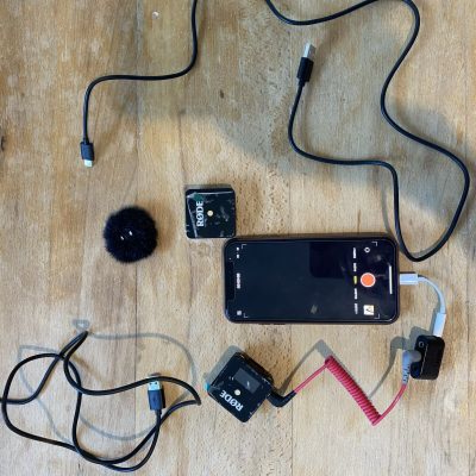 Micro cravatte sans fil (RODE Wireless Go) compatible smartphone - Photo 1 sur 2