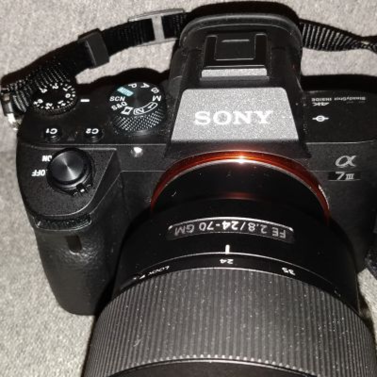Kit Sony A7 III + Zoom 24-70 mm f 2.8 - Photo 3 sur 3