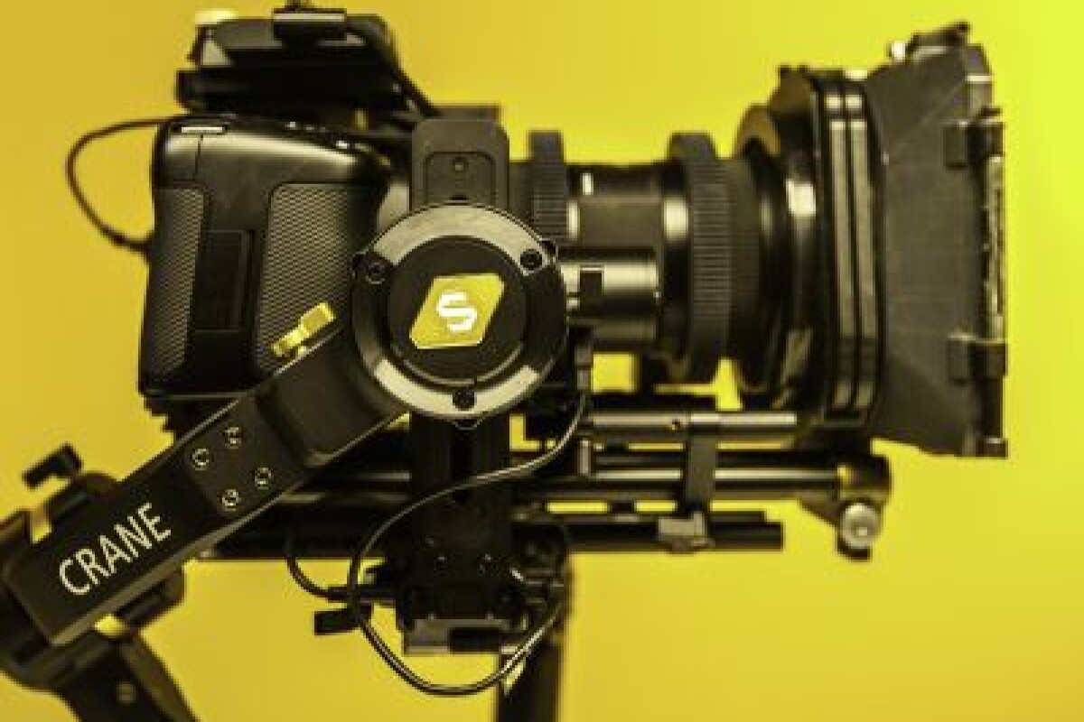 Location KIT CAMERA BMPCC6K + Zhiyun Crane 3 S - Lightyshare