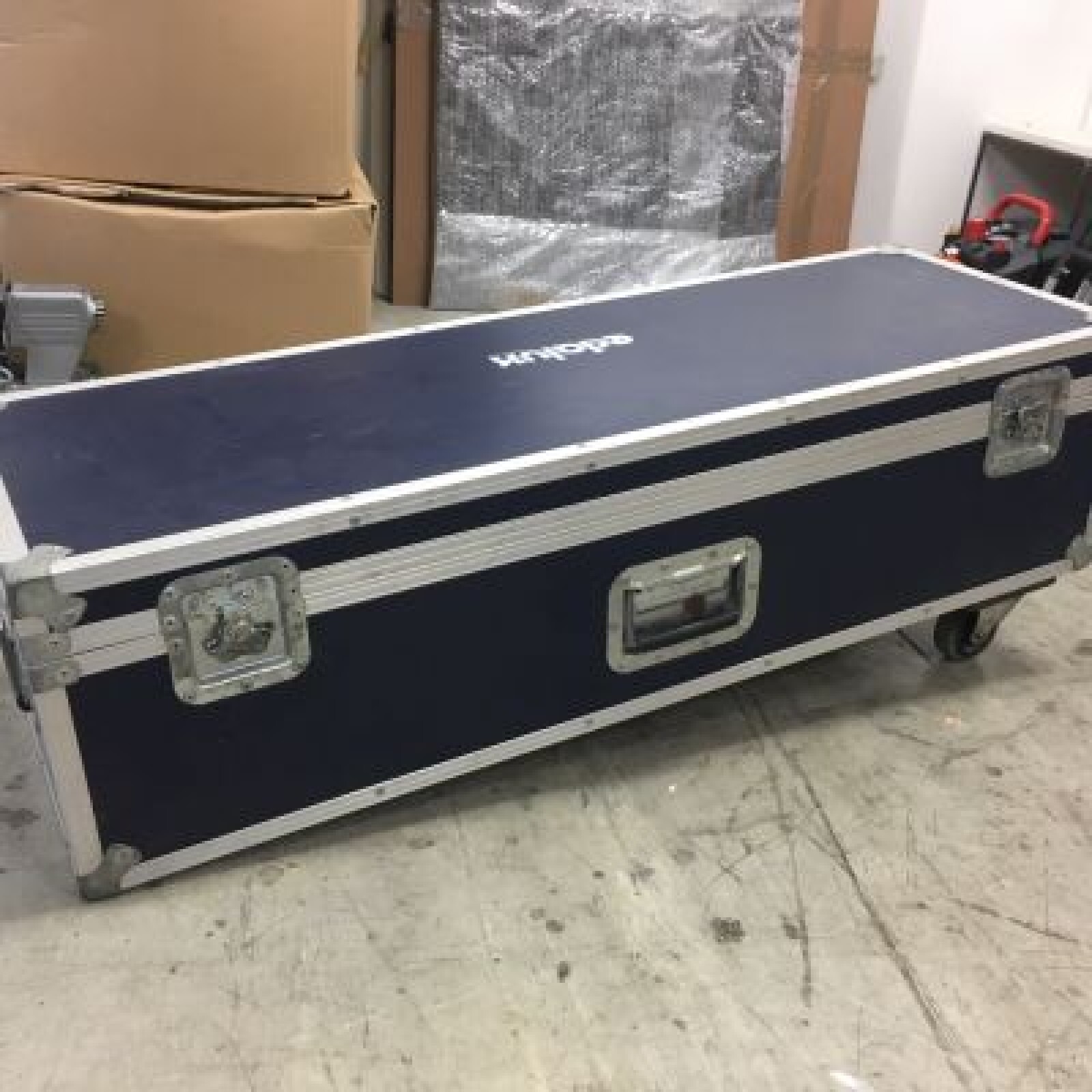 4 x Mandarines Ianebeam 800W + pieds  / Flightcase - Photo 3 sur 3