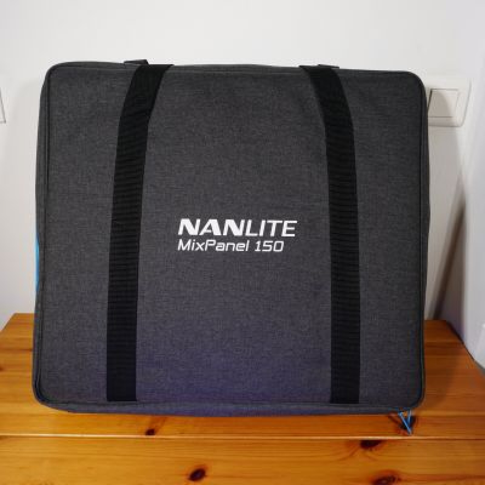 Nanlite Mixpanel 150W + Chimera Snapgrid - Photo 2 sur 5