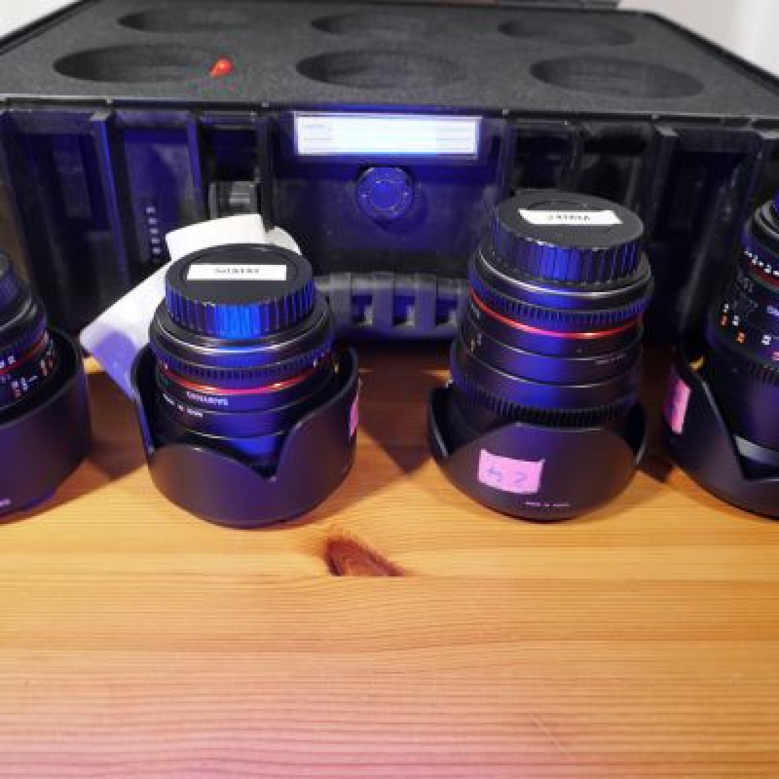 Série optiques Samyang Ciné Lens 16-24-35-85 mm monture EF - Photo 1 sur 4