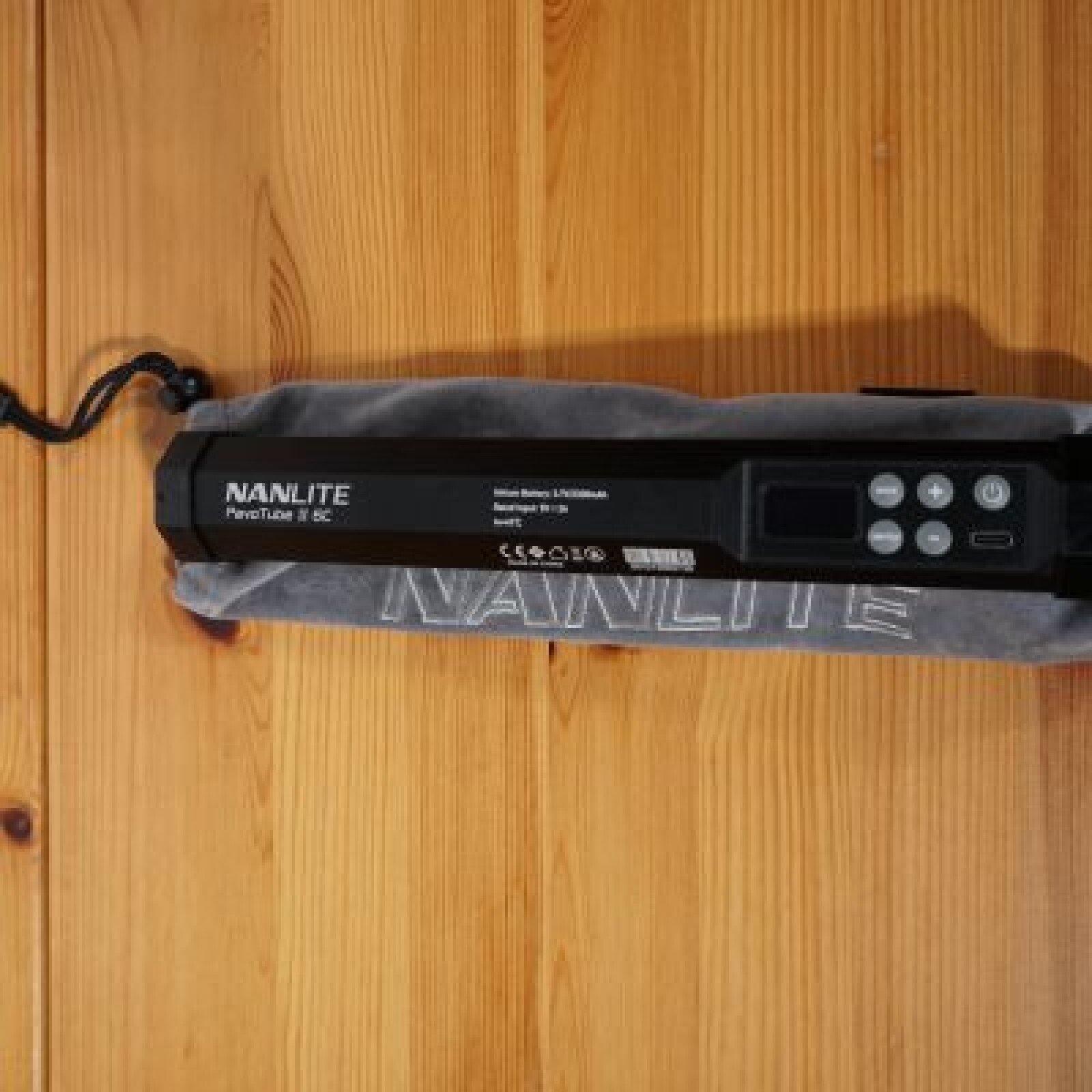 NANLITE Pavotube 6C II - Photo 2 sur 3