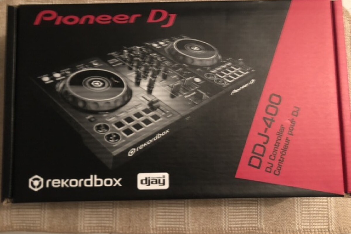 Location Pionner DDJ400 table de mixage  - Lightyshare