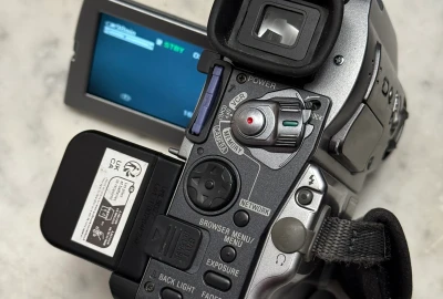 Location SONY DCR-PC120BT