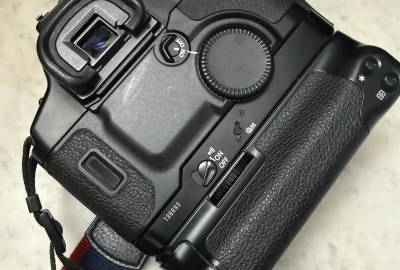 Rent Canon 1V
