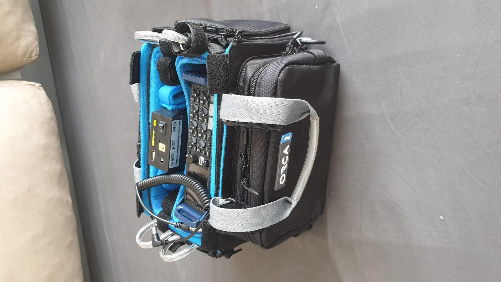 Kit Prise de Son Complet 2 : Zoom F8n + Perche + Micro + Blimp + Sac et Harnais & Couple OKTAVA - Photo 2 sur 9