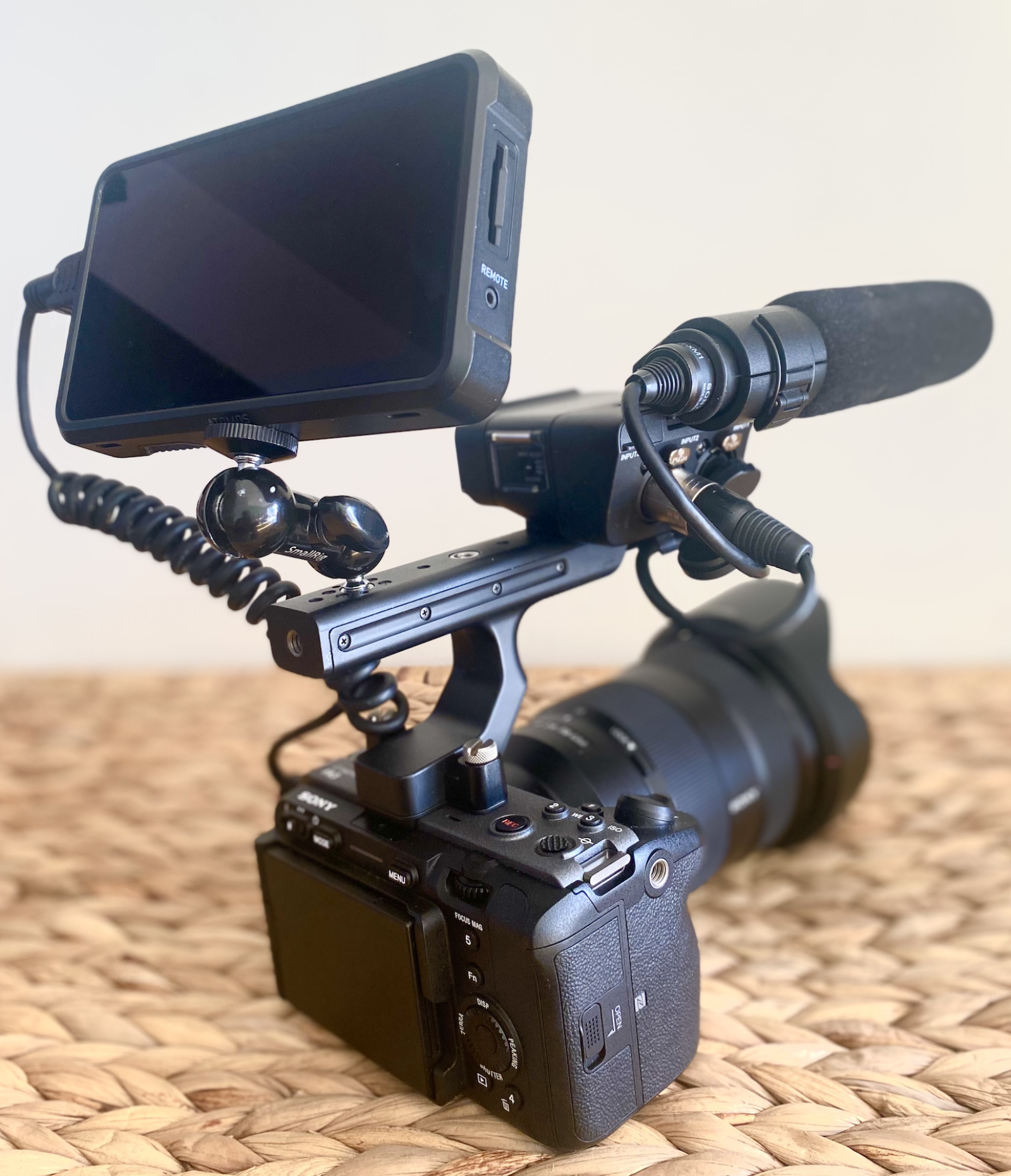 SONY FX3 - KIT DOCU / CORPO - Photo 1 sur 1