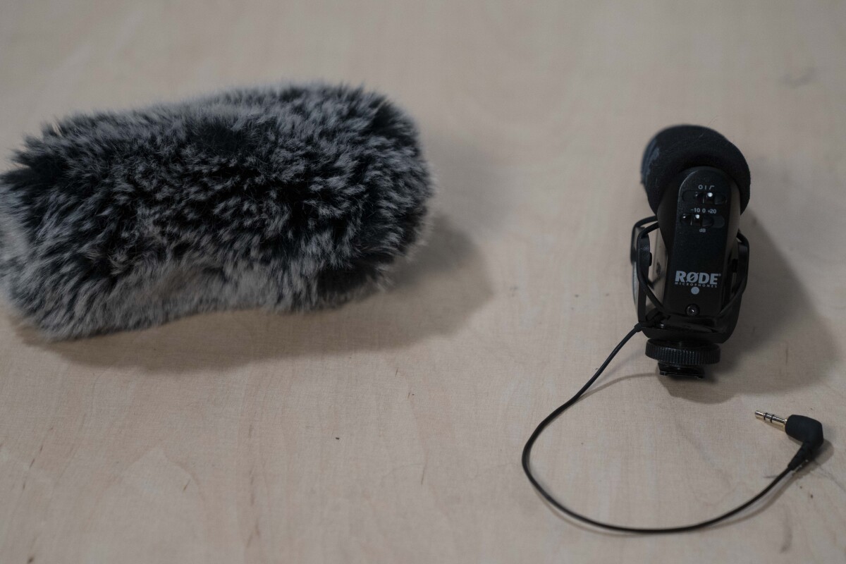 Location Rode VideoMic Pro - Lightyshare